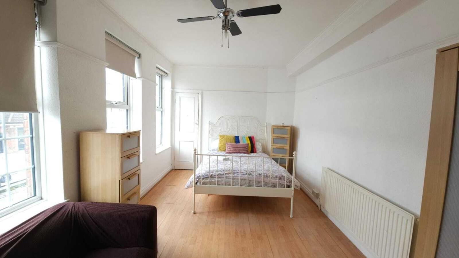 London Edgware Station Apartment Zimmer foto